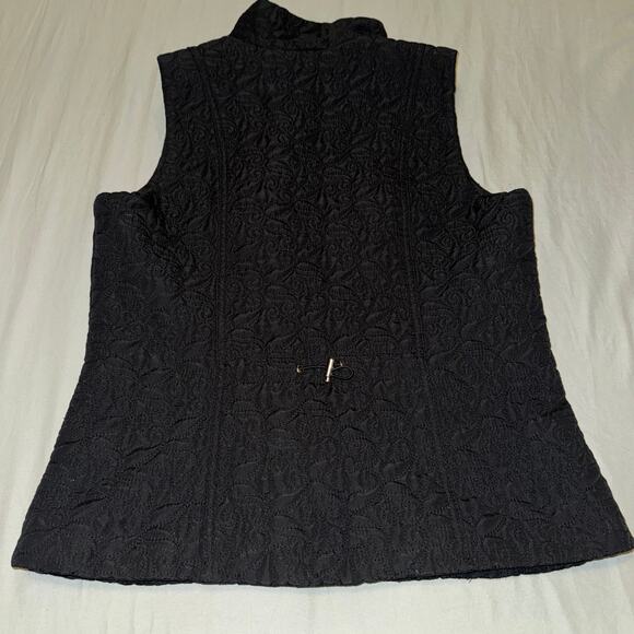 DB Established 1962 Women's Black Quilted Patten Zip Up Vest Size Medium - Picture 2 of 8